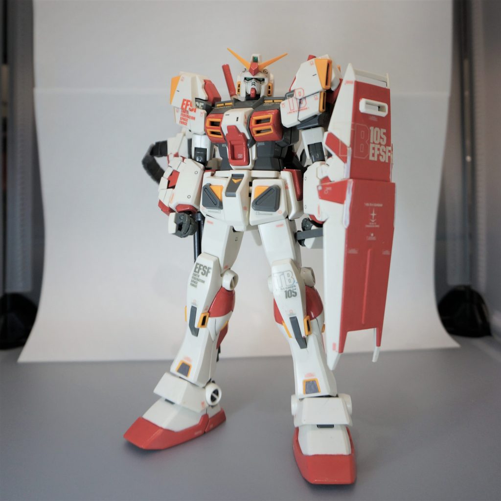 本当はメインよりもこっちが好きなんだけど、シールドの塗りが一部すごい雑だったので・・・