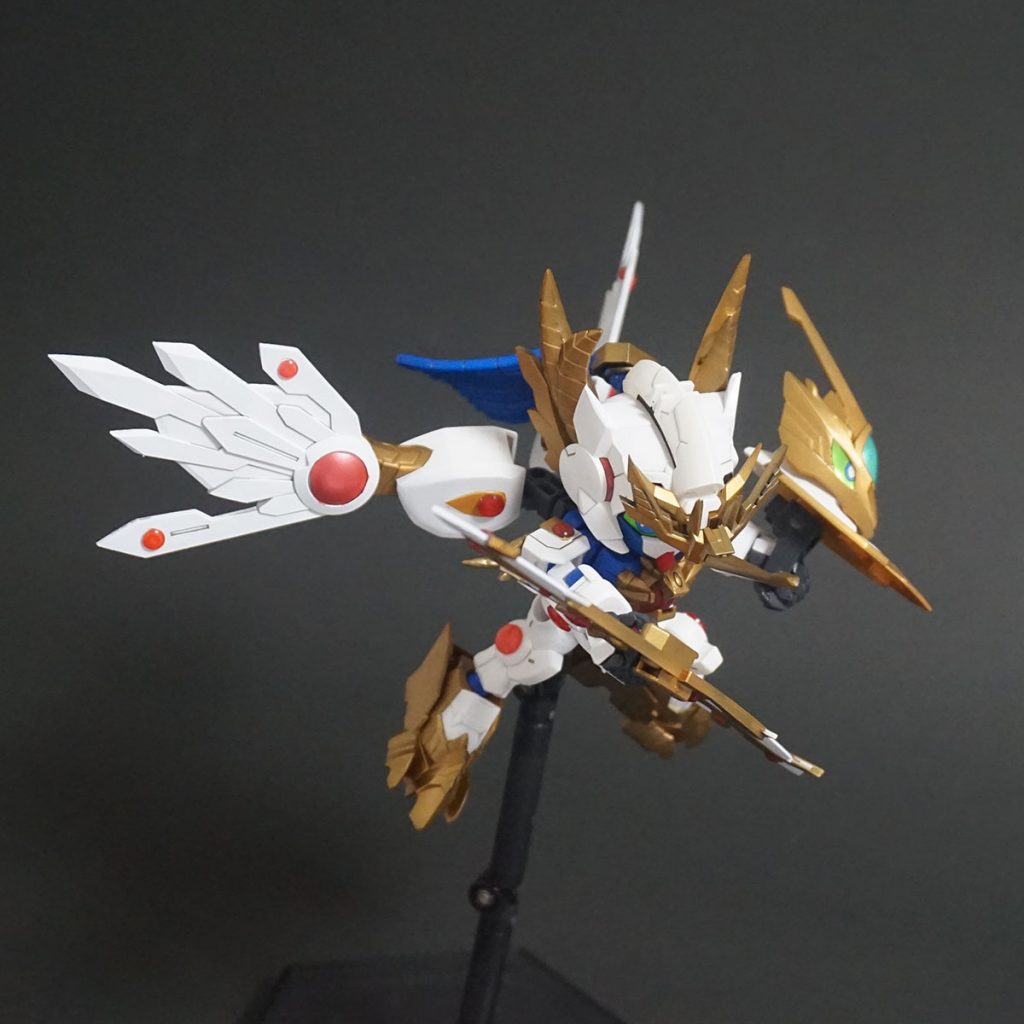 GN(ツイン)ガンブレードを構えて