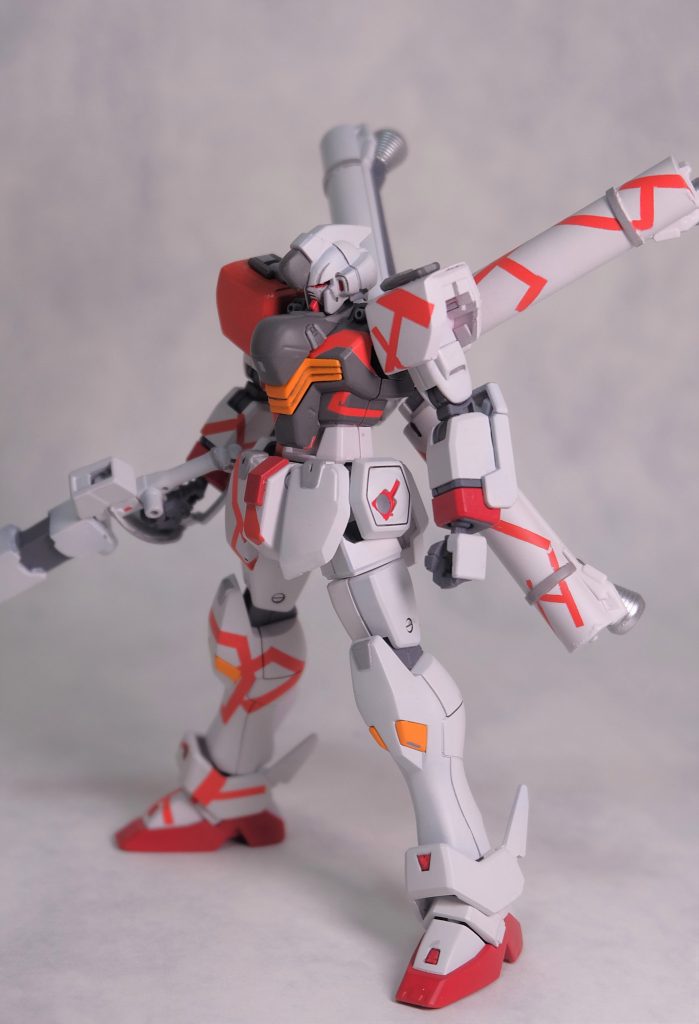 左右で結構見た目が変わってきますね。