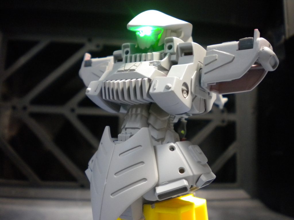 ワキや各部をディティールアップしました。