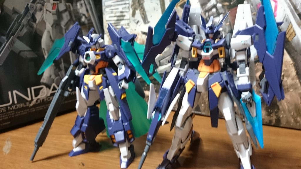 ・ガンダムAGE-IIマグナム(SV)比較

紺色は同じ色っぽいっスね。ミキシングとかおもしろそう。

ではトライエイジシステムで遊んで見るっス～