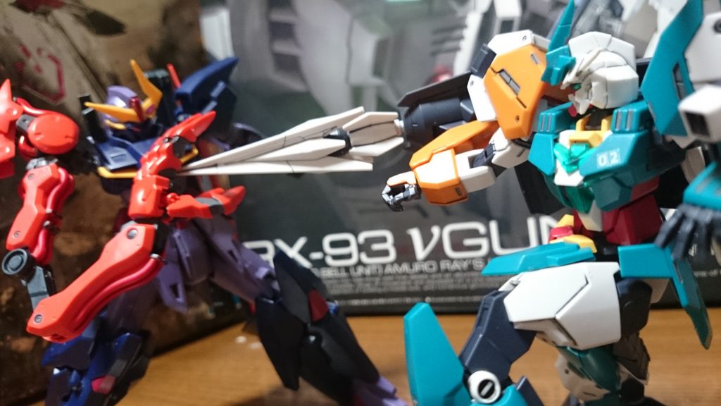 右腕のブレーカドリルを回転させ、ゼルトザームへと繰り出す!
「…シドー・マサキ!目を覚ませ!お姉さんが、ミズキさんが待ってる!」
「……!…」
「……殺せ…!……殺して、くれ…!」
「俺は、この手で…!もう、取り返しの、つかない…!」
マサキは姉の名前に反応するも、エルドラの民を襲ったという自責の念が彼を責めていた…。
「君に守られた人たちもたくさんいるはずだ!本当の君に!」
「戻れない…!戻せない……!」
「そんなことはない!やりなおすんだ!!」
「……もう…!」