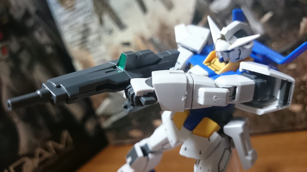 両手持ちの形態や……