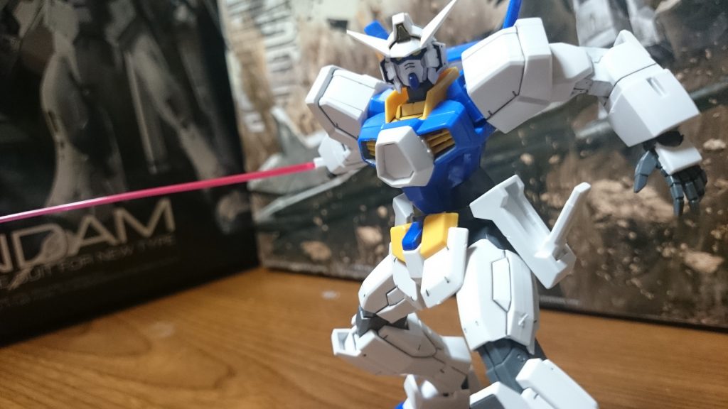 ・ビームサーベル
本来、AGE-1ノーマルを買う予定だったんスけど、まさかの売り切れで売れ残ってたフルグランサの方を購入・塗装してるっス。しかしフルグランサにはビームダガー用の短いエフェクトは付属しなかったとは…