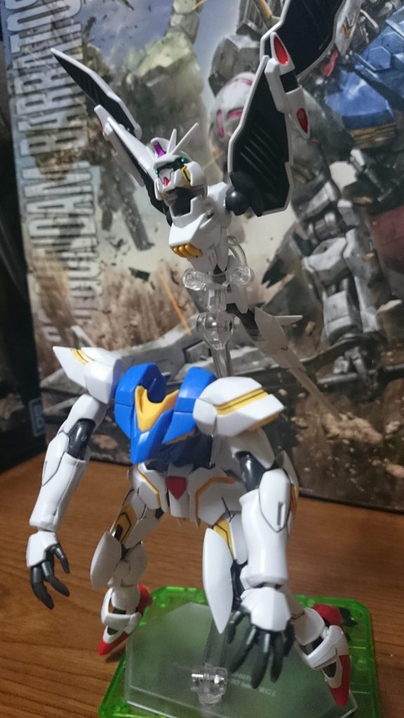 ・レギルスコア
なぜこうなったヴェイガンダム…いやマジで。BB戦士オリジナルギミックと断言していいほどの見た目なのに公式のギミック……まぁ本編ではFXのコアファイター同様、使われてないんスけど