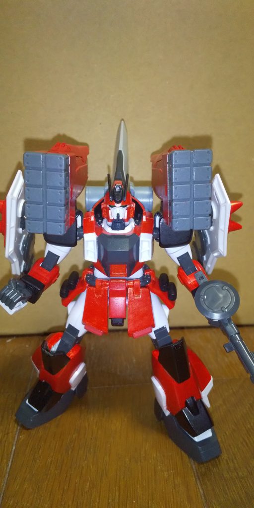 モチーフにした機体にならってこのポーズも。