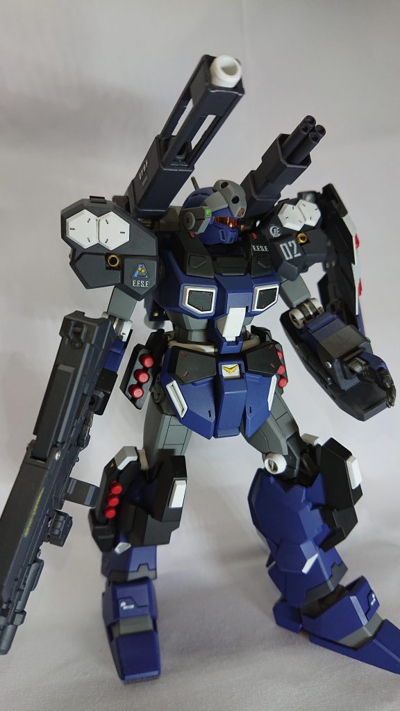 ちょっとだけ、ポージング?
横顔もイケメンなジェスタキャノンです。
ポージングって、難しいですね( ノД`)…
細かいところの塗装や墨入れは、練習が必要です(TдT)
拙い作品ですが、最後まで見ていただきありがとうございました。