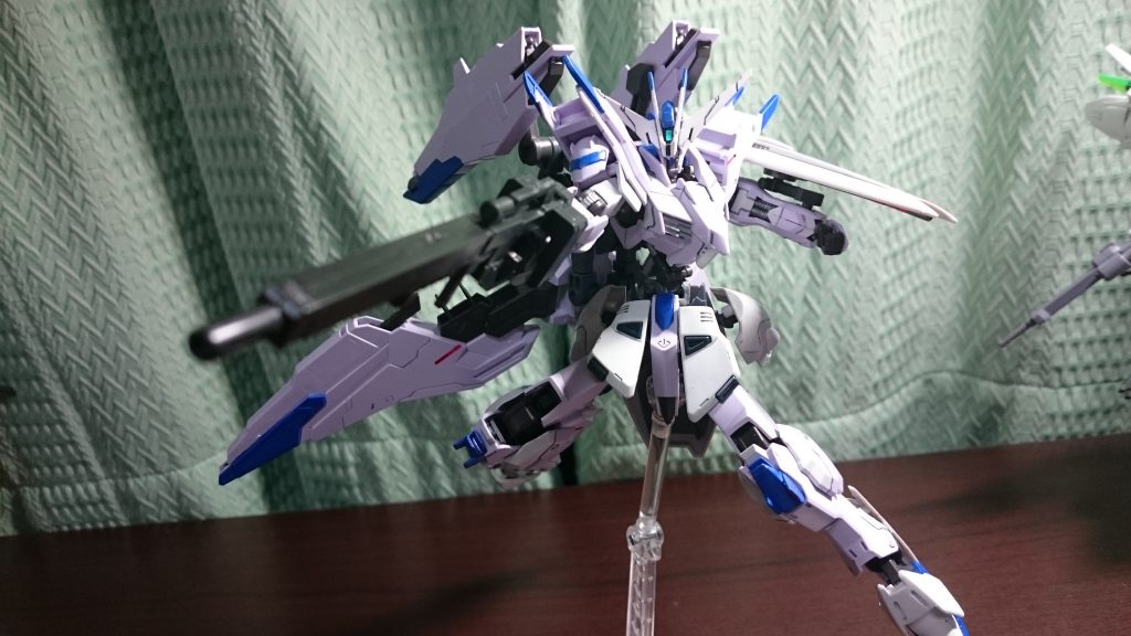 ポーズ自体は割りと普通に取れます