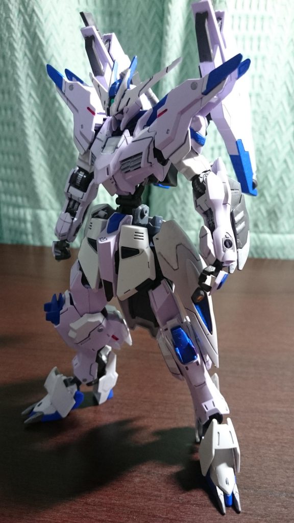 翼だけ取り外した状態
こっちもこっちでカッコいい