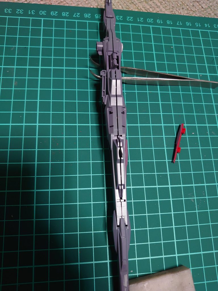 この合わせ目消しは2度とやりたくない。。。