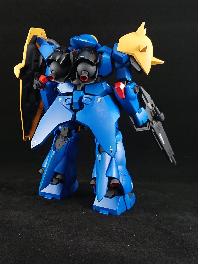 HGなのにサイズがでかくしっかりしていて
とても満足度の高いキットです。