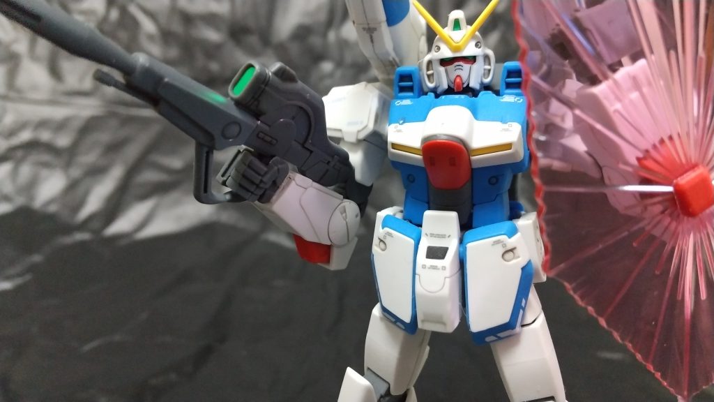 今回は普段と違う工程、『スミ入れ塗料（エナメル）で墨入れ』を行ってみたのでした。

パーツ割れが発生してヒドイ目にあいました(T_T)

制作工程
素組 ⇒ ツヤ有りスプレー（缶）⇒ 墨入れ ⇒ 部分塗装 ⇒ パーツ割れ修復 ⇒ コーションデカール（水転写）⇒ ツヤ消しスプレー（エアブラシ）