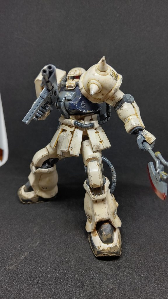 今回エアブラシやスプレーは使ってません。まあエアブラシと言ってもガンダムマーカーエアブラシシステムしか持ってないんですが。