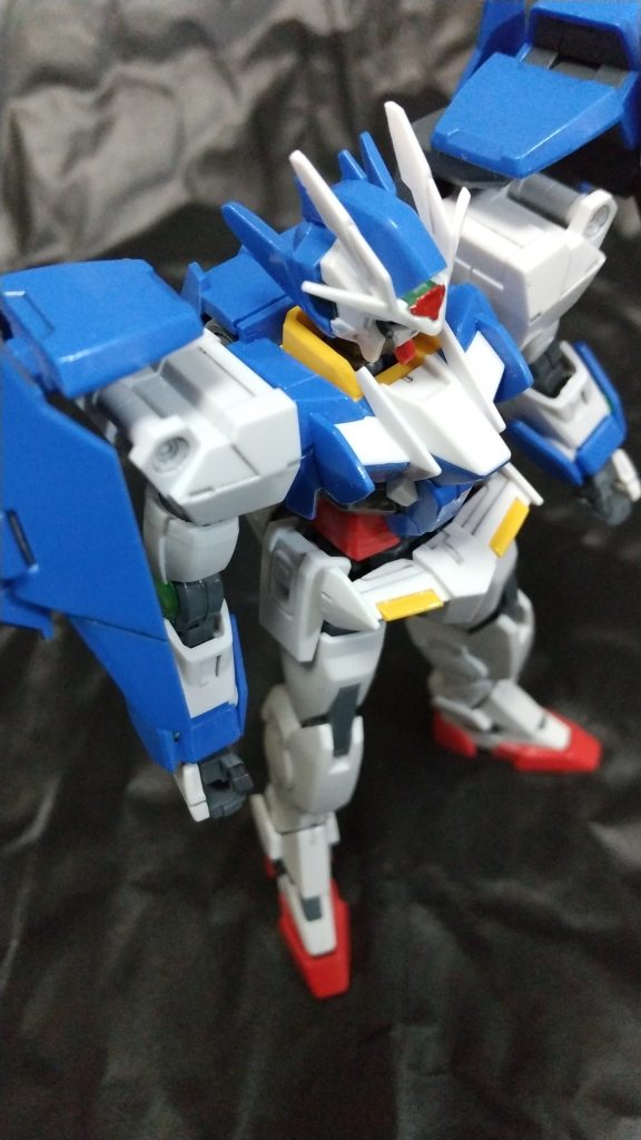 素組、スミイレ、成形色活かしの光沢仕上げです。ガイアノーツのＥＸクリアを重ねて吹きました。