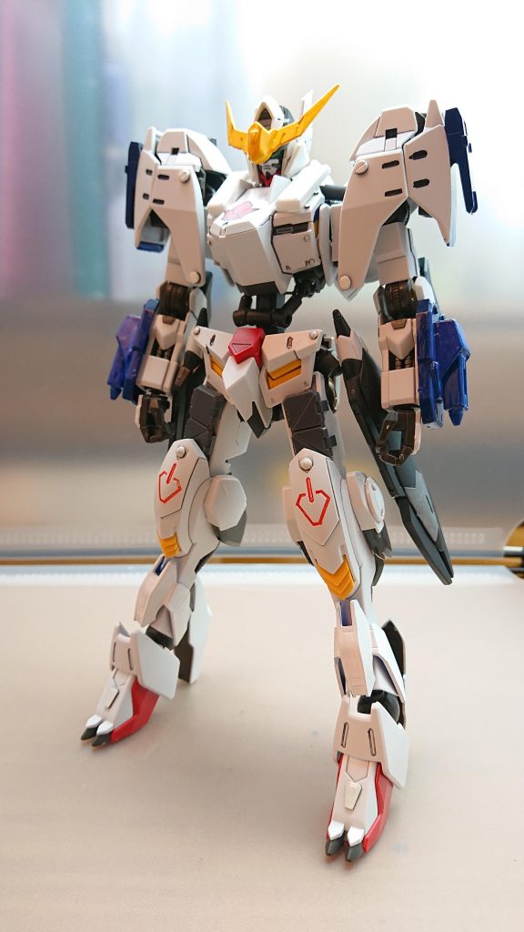 主に胴体の延長とディテールの追加
上半身のを少しマッシブにしました