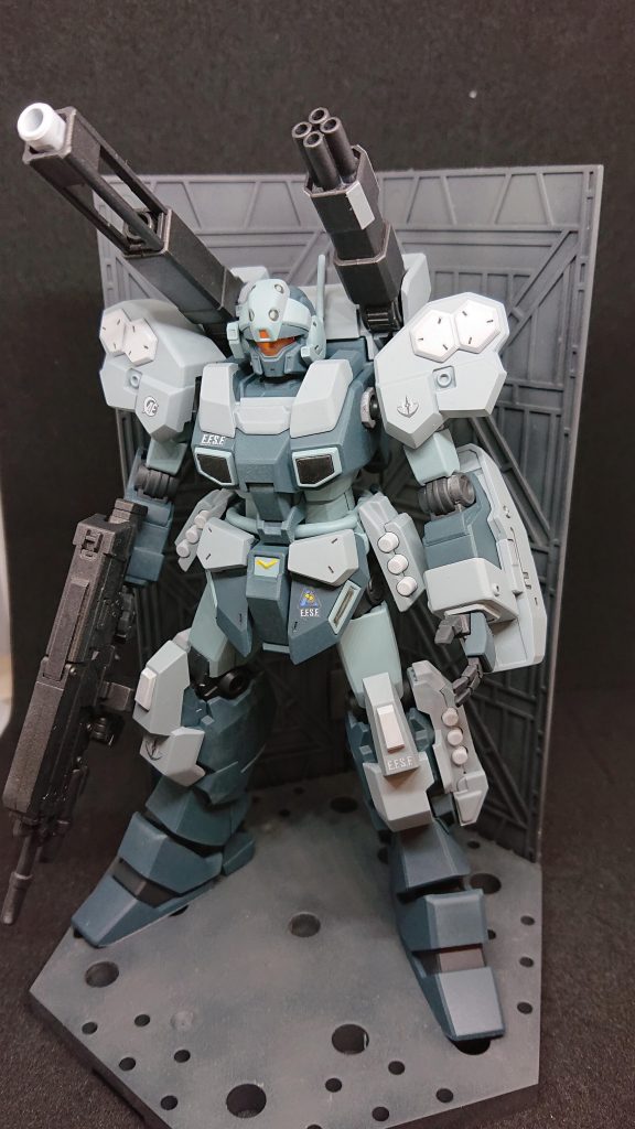 カッコいいキットです。