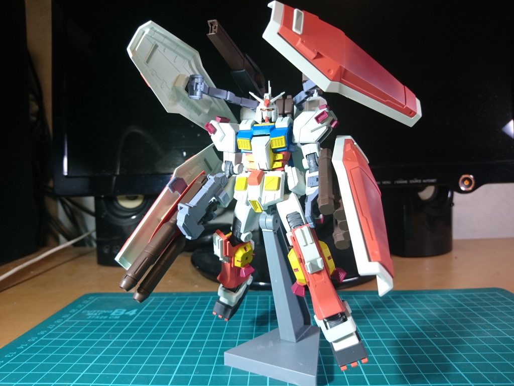 当初、ガンダムカラーforビルダーズ　RX-78 ver アニメカラーで塗装したのですが、パステルカラーになってしまい再塗装しました。