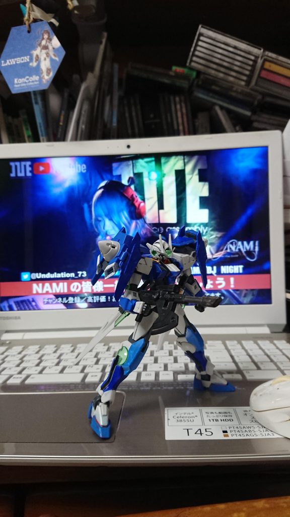 【余談】
NAMIしようを見ながら、撮影した写真。
テンションが上がりすぎて、製作が進まなかったのは内緒。
諸般の事情でアーカイブ配信がないので、リアルタイムで視聴していました。