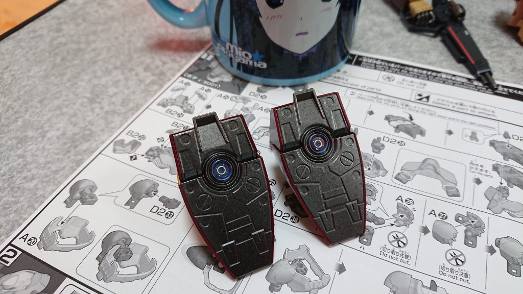 バーニアは塗装後にマグネットセッターでディティールアップ。