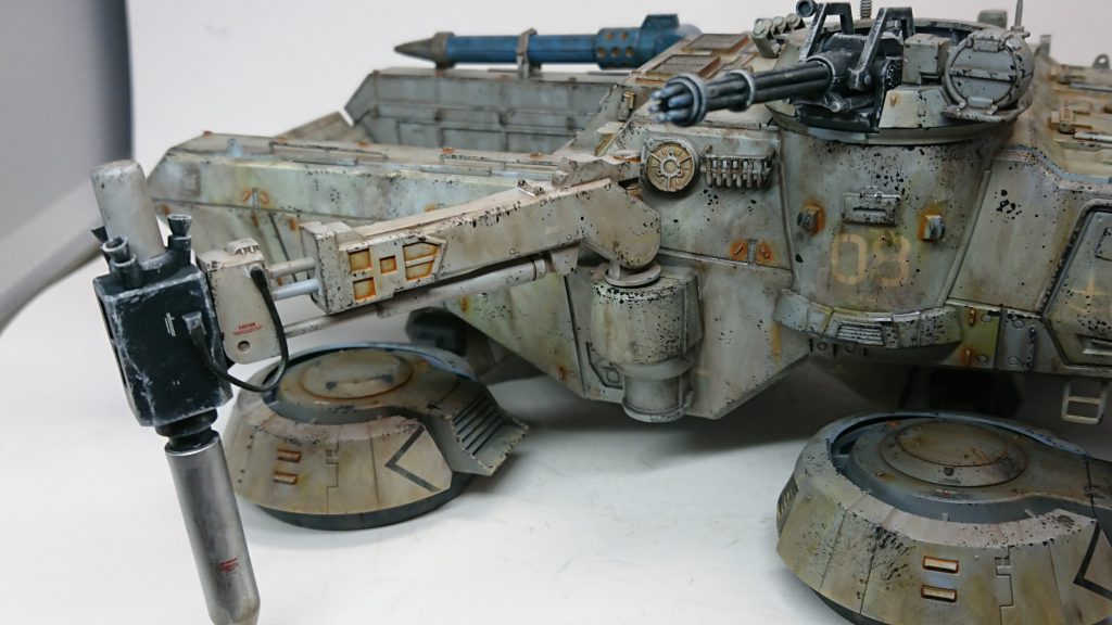 ソナーは固定していないので可動します。