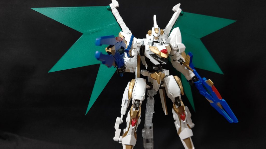 これが第9ナイトメアフレームがベースの…枢木◯ザク!!!