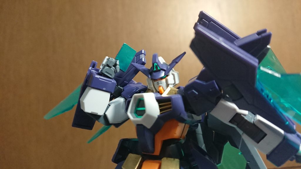 あとは目玉のビームカード
アニメでどう使われるか気になる