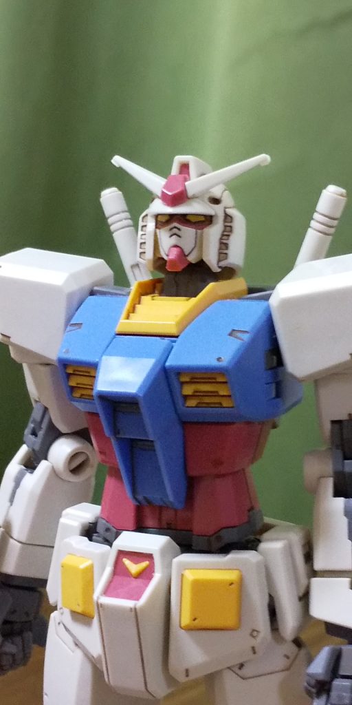 目元のクマドリは墨入れです。
ブラウンの墨入れが好みです。
アンテナ処理するべきでしたね……。