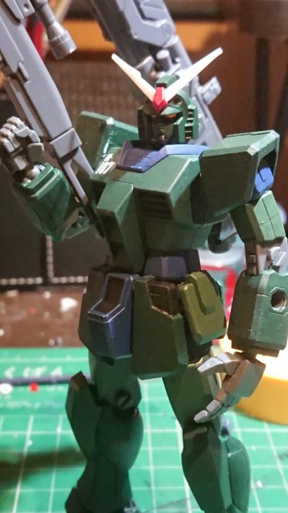 背中のキャノンはコトブキヤのMSGより。
レドームの類いを装備させたいのでまだまだ改善の余地ありです。