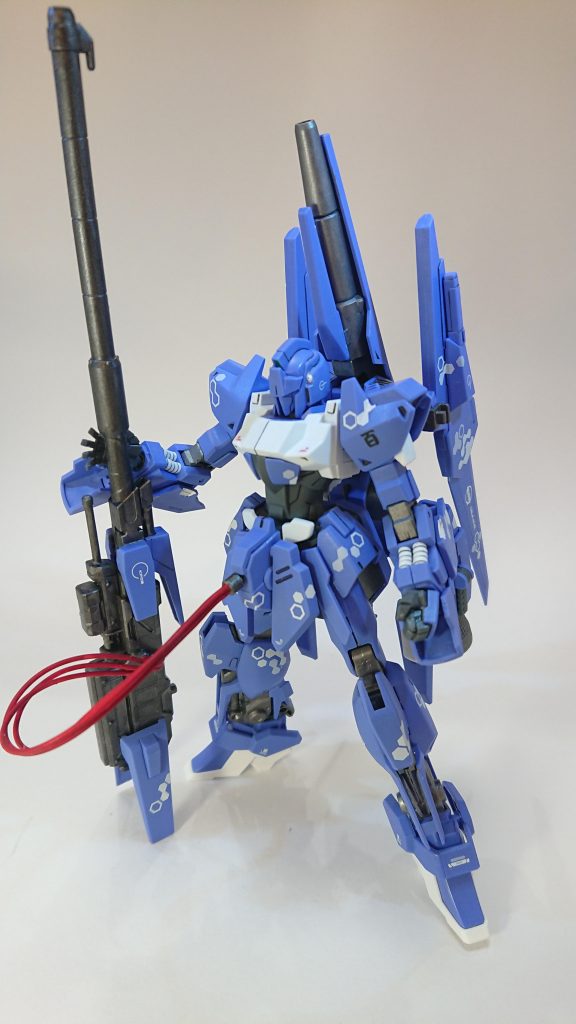 バスターランチャーはバルバドスの滑腔砲に、百万式の余剰パーツと、リード線を組み合わせてみました。