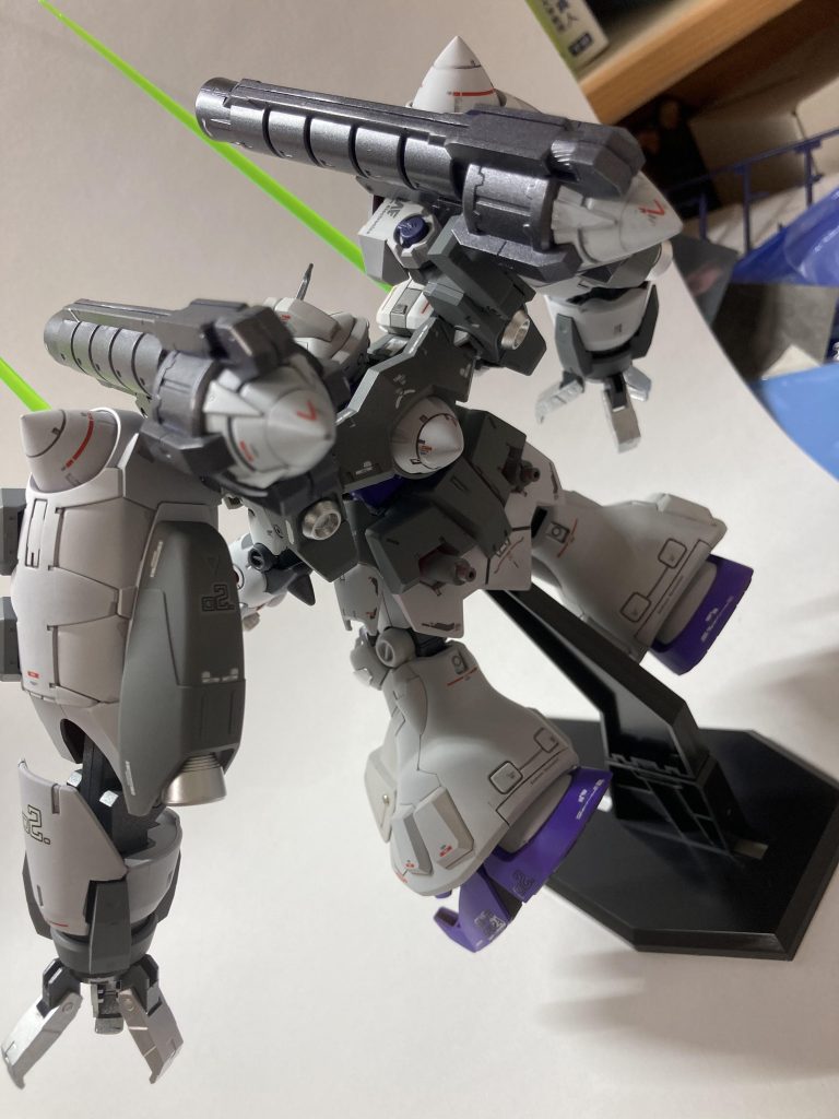 背面です。オーガバインダーの裏面に、通常のサイサリスのブースターを一部使用しています。また、デカールは連邦軍MS②？とゼフィランサス用を使用したのですが、02のデカールがあって非常に役に立ちました。