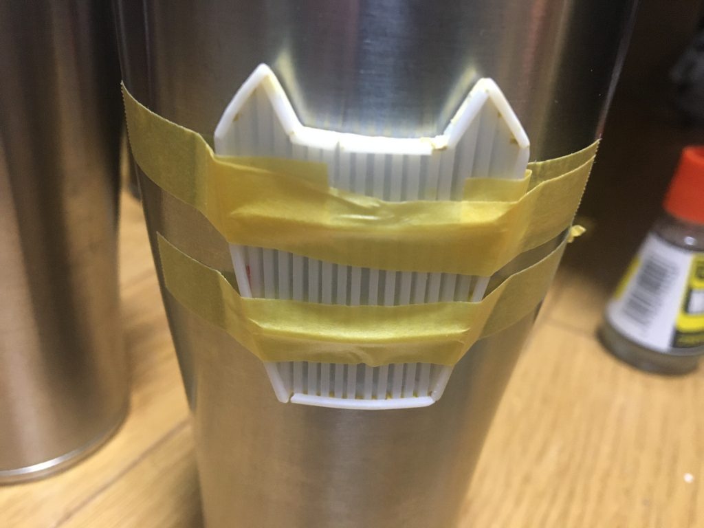 盾はプラ板とプラ角棒で。