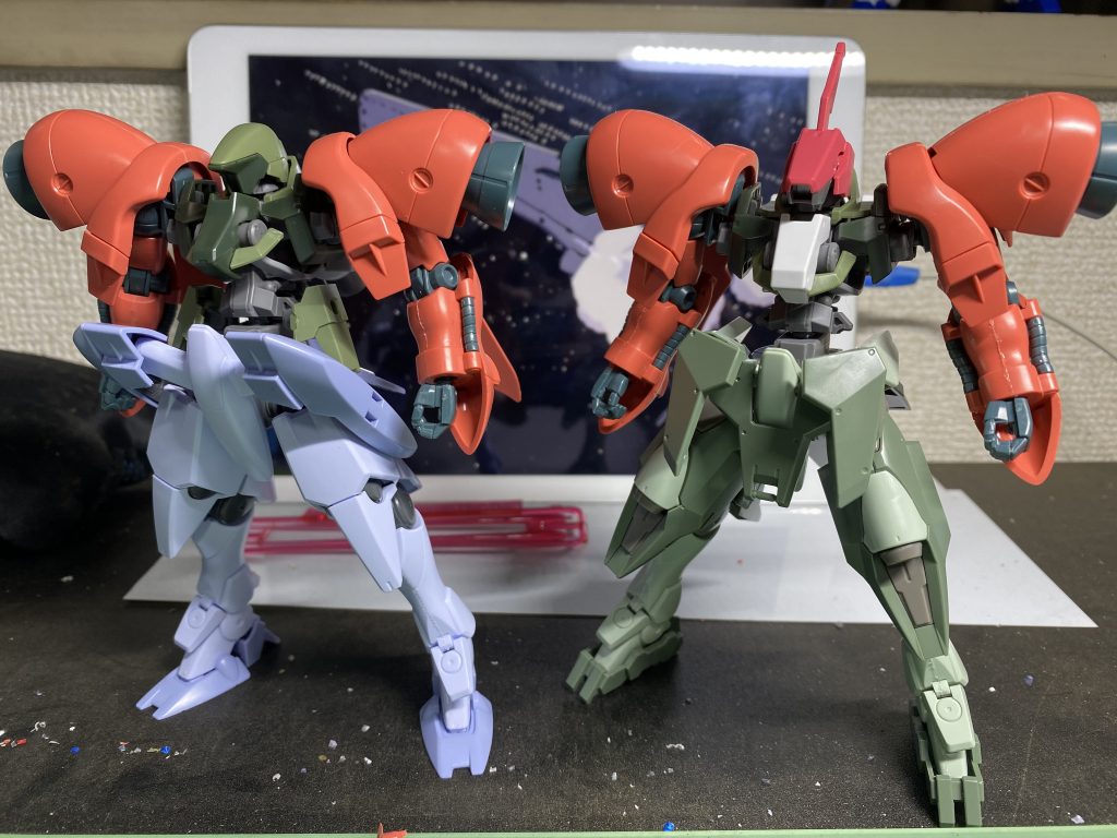 作業中の写真から一枚。どこにどのパーツが使われているかよく分かると思います。