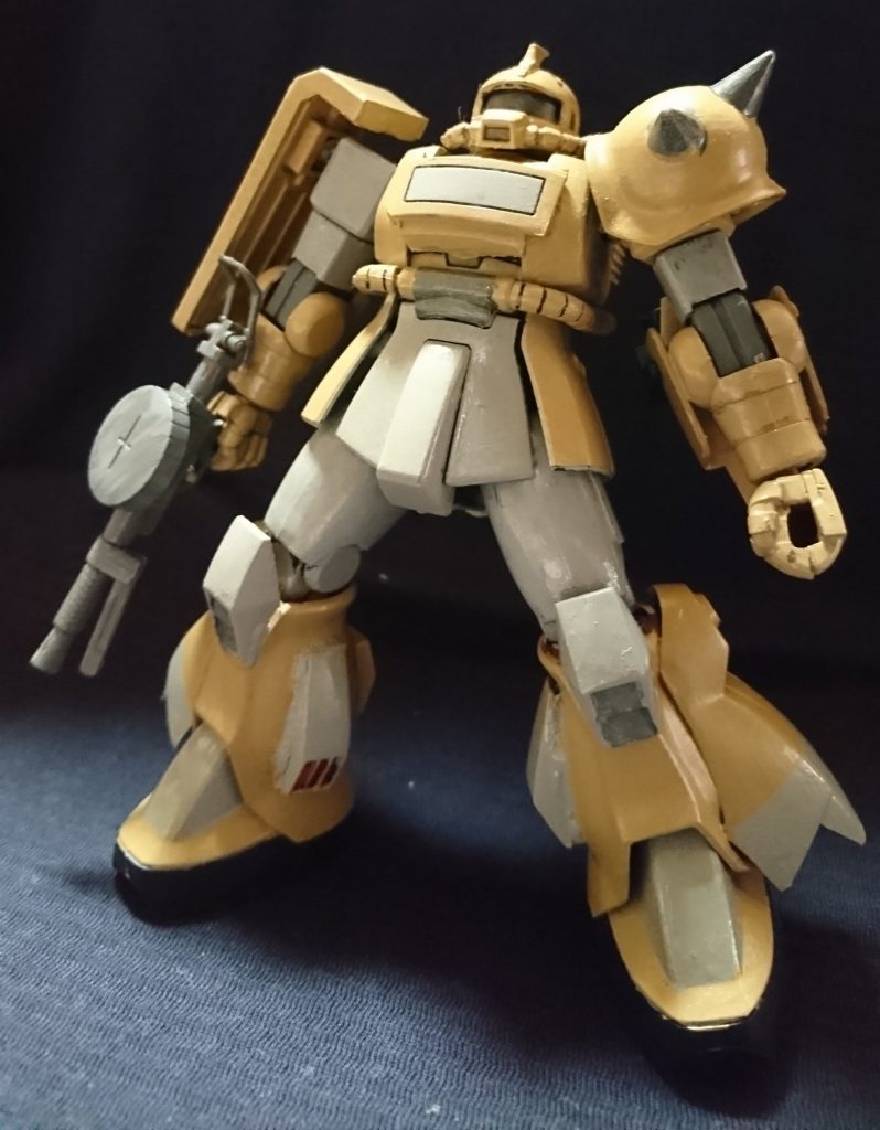 3作品目 HGUCガルマザクベース デザートザク
脚部がハイザックのスラスターを装備してるので0087以降に改修された機体