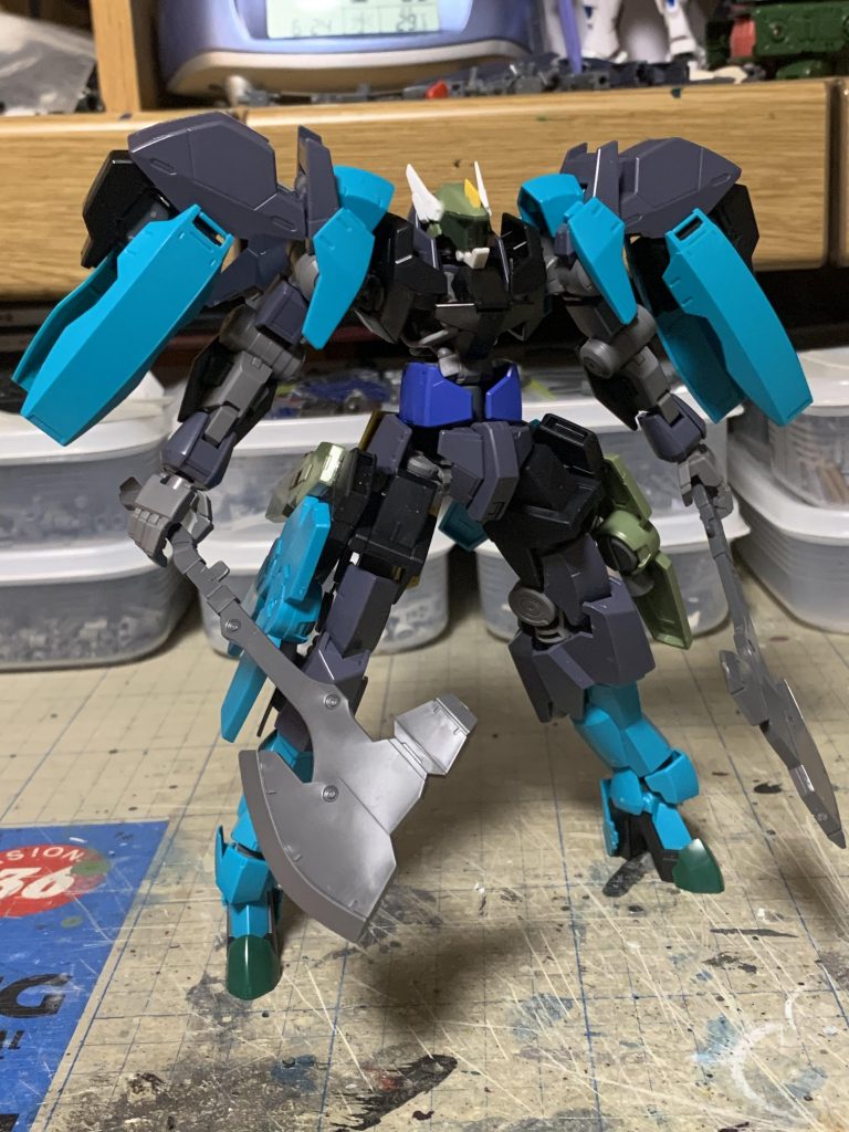 武装は当初、キマリスランスとソーダメイスでしたが、グレイズアインの大型斧に差し戻しました。