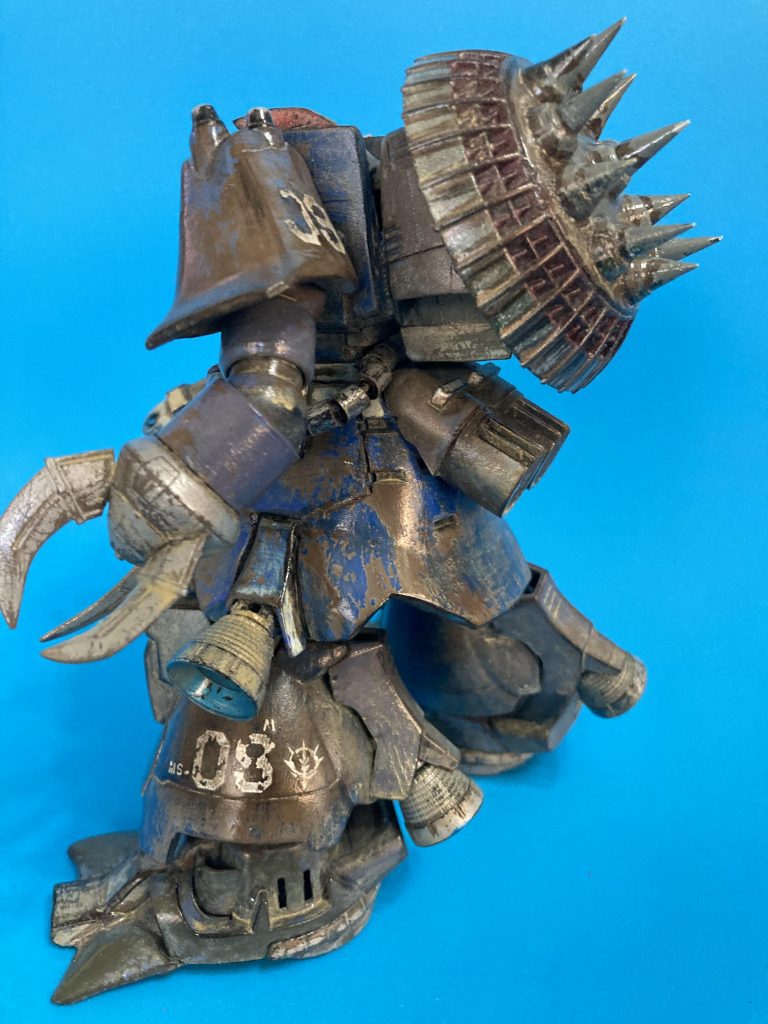 亀クッパの様に脚が短めですが、これでも脚の長さ延長しています。
スカートをマリーンを意識して約2倍の長さにした為です。