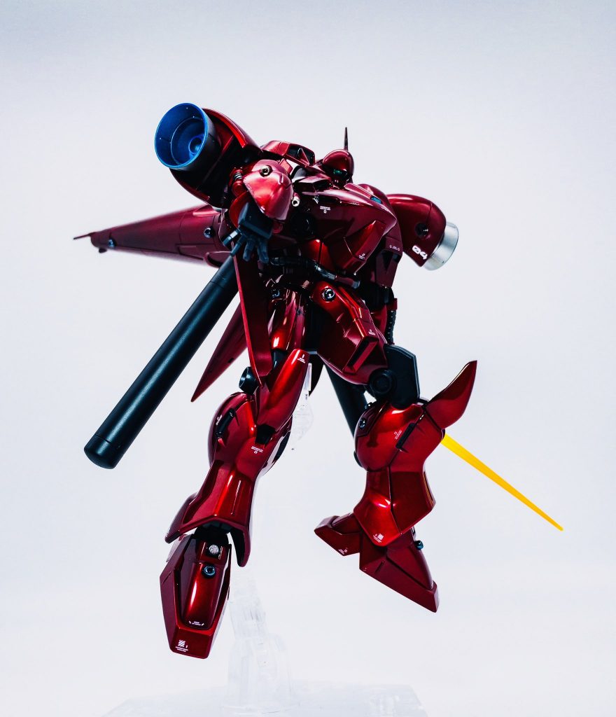 腕部機関砲と。悪そうな感じが出せてお気に入りの写真です。