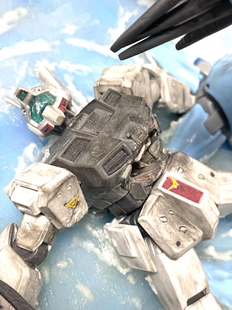 腹ブチ抜かれた寒ジム
テキトーな金属品入れてます