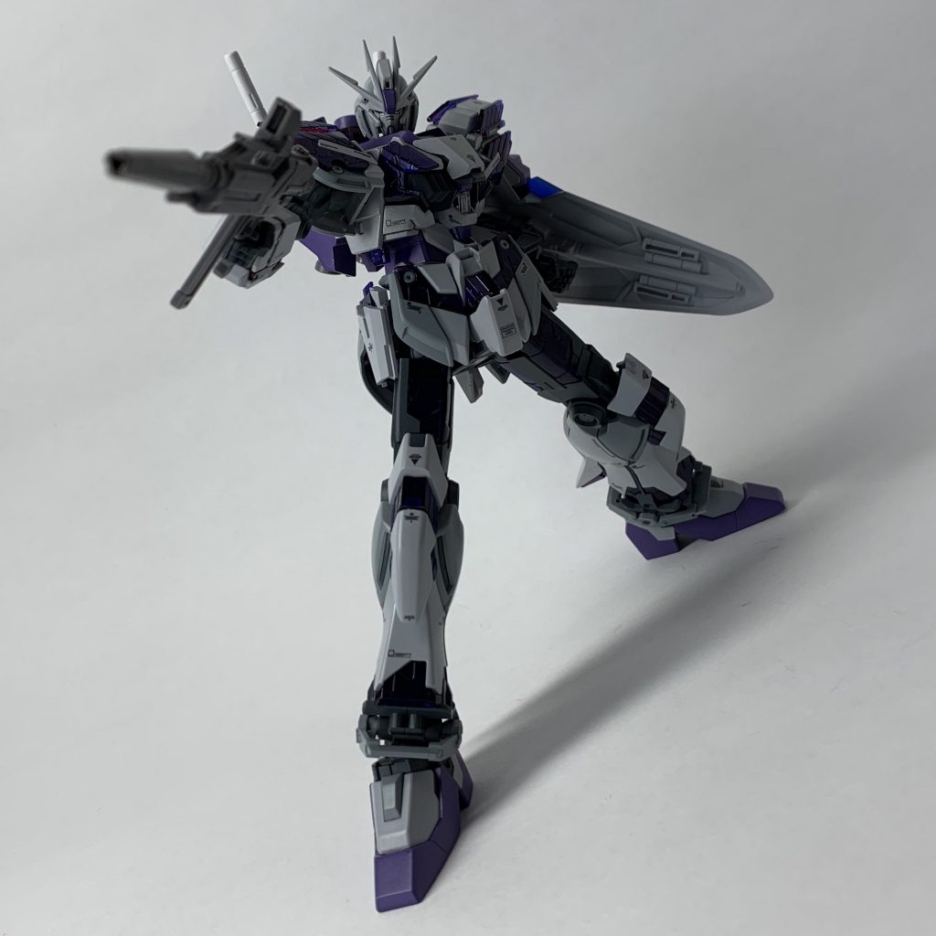 サイコフレームのクリア感を残したまま良い感じに塗装できたと思います