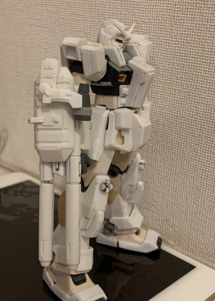 装甲はプラ板で
ベースは足、腰、腕で延長加工