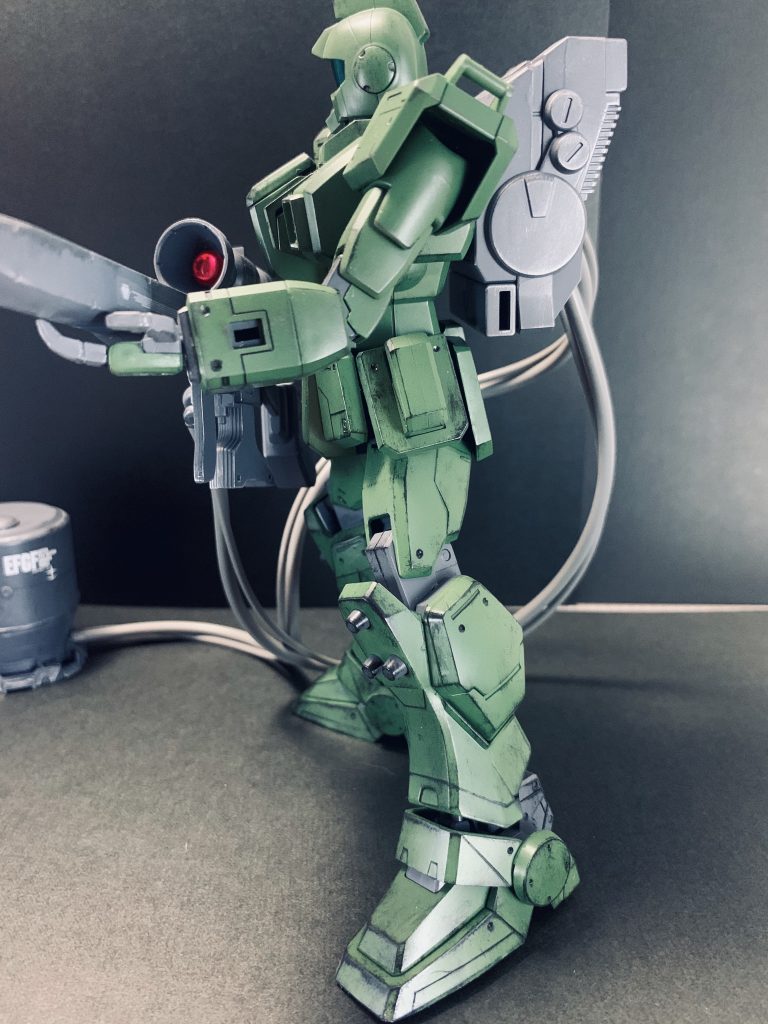 サイドから
スジ彫りからの全塗装、スミ入れ、ドライブラシで仕上げました