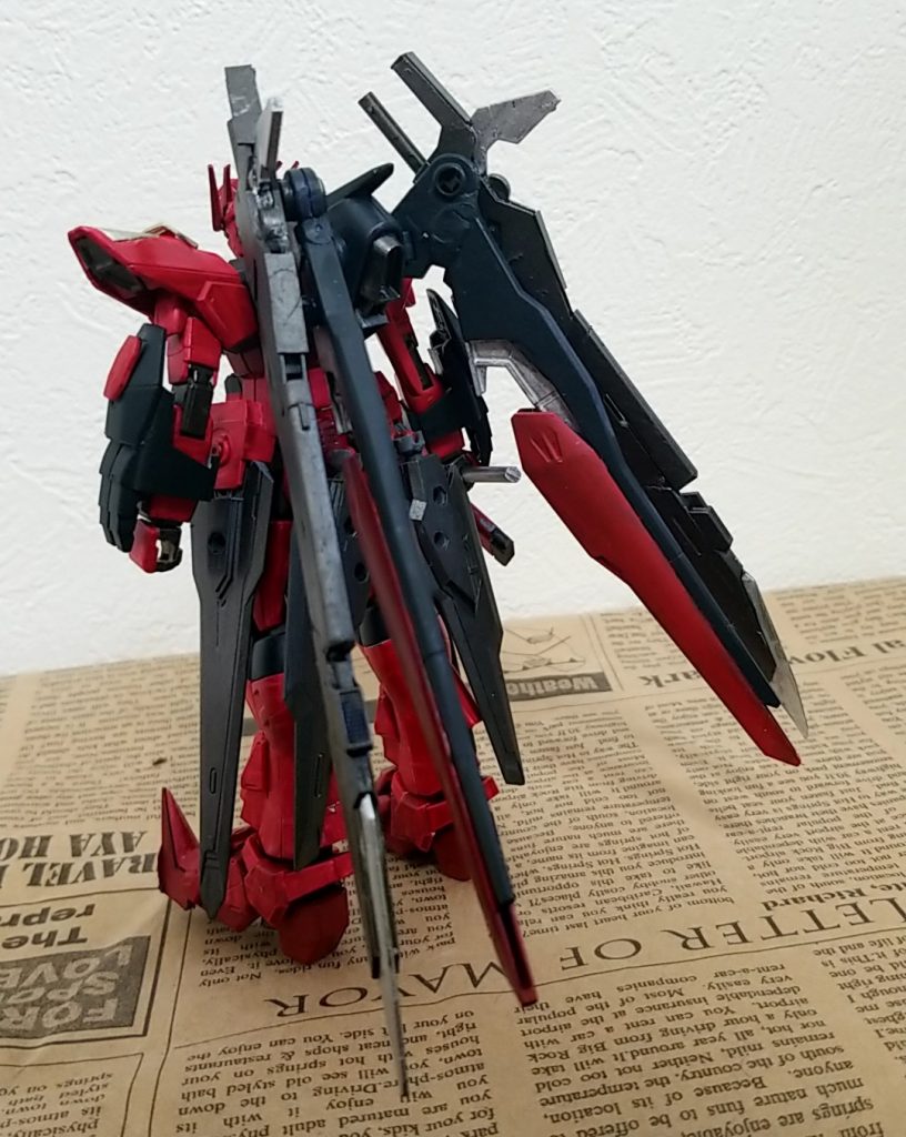 簡易的かつ刹那的だが、ストライクフリーダムのヴォワチュールリュミエールシステムも使用可能
宇宙での戦闘も可能である