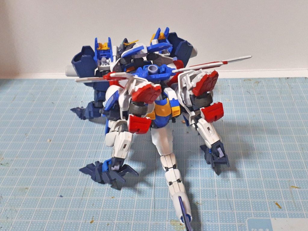 余りパーツを出さないよう
アーマー全部乗せしました