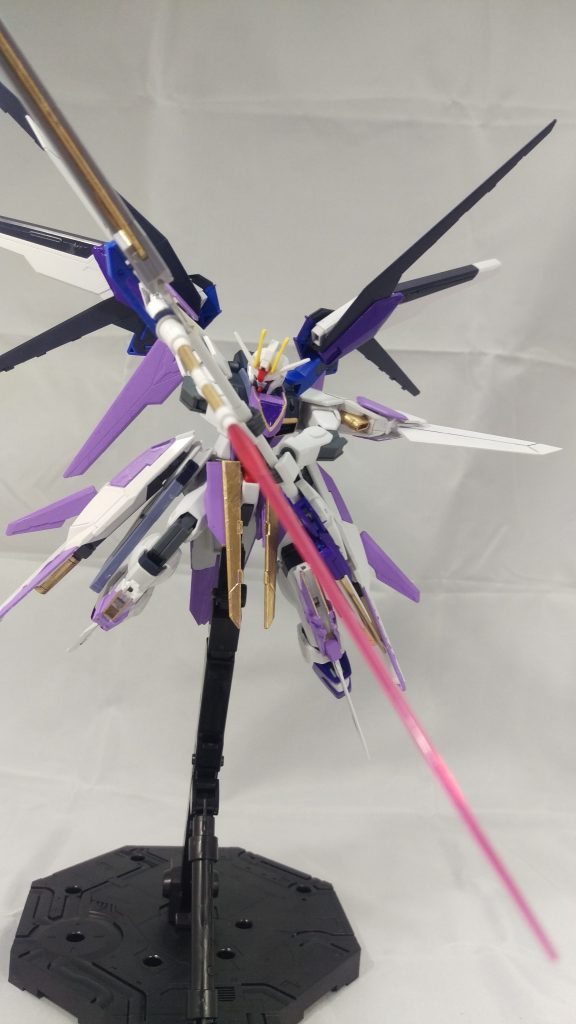 グレイブサイズ
形状を鎌のように変形させたグレイブクロス