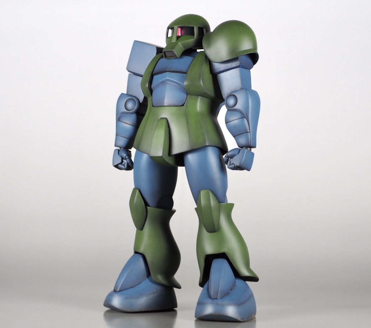 ガンプラ 完成品 旧キット 1/100量産型ザク 徹底改修 安彦ザク 第一話