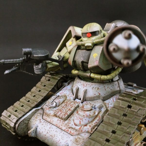 鹵獲現地改修型ザクタンク