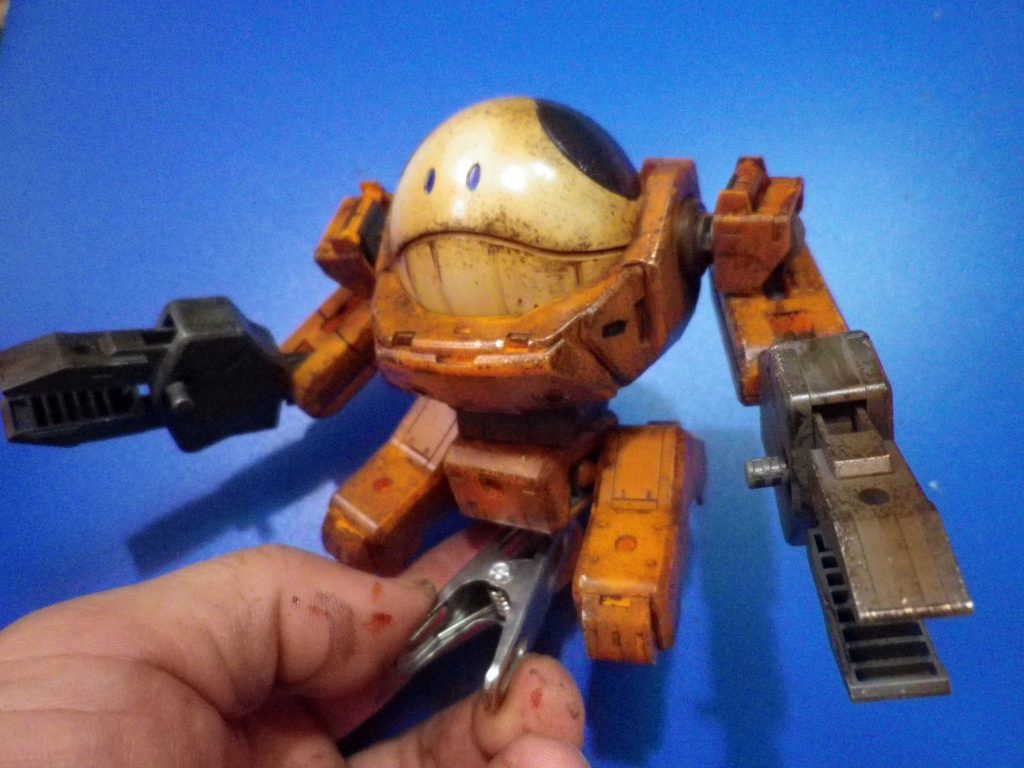 ウェザリングライナー、ガイアノーツのクリアー系でシャドー吹き調整等を行って終了です。