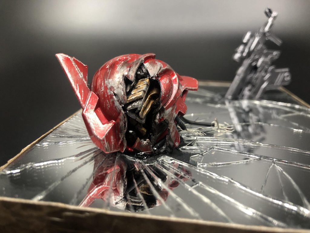 装甲はてきとーに損傷させて、中身にジャンクパーツを。