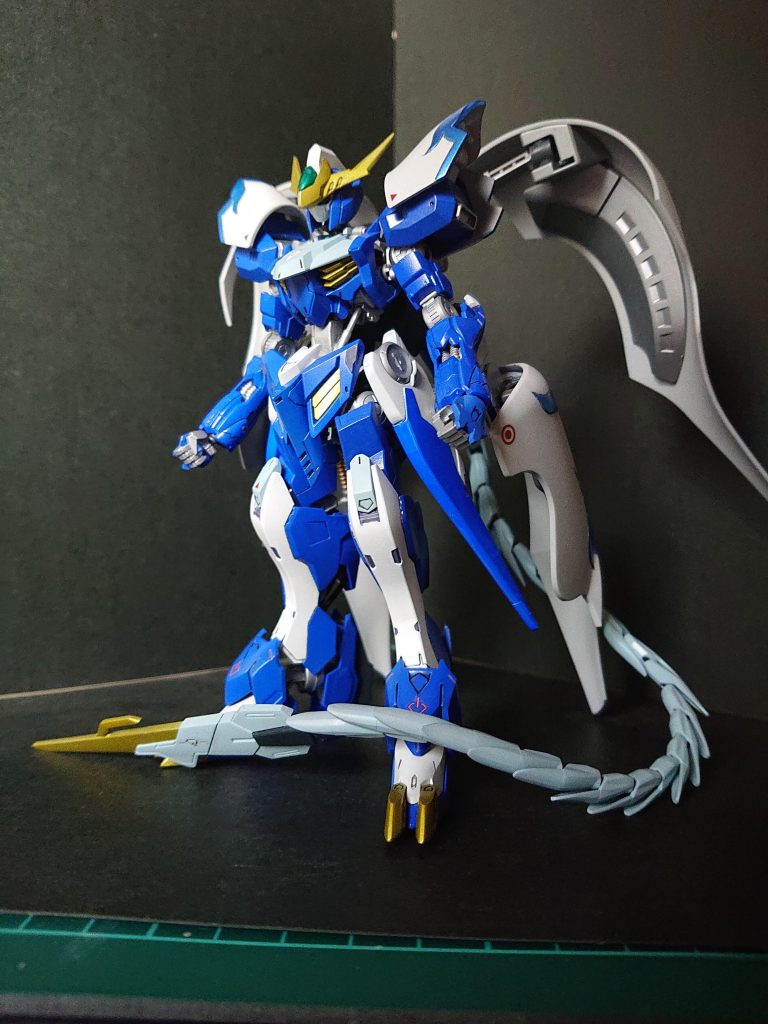 リーダー機「ガンダムコキュートス」