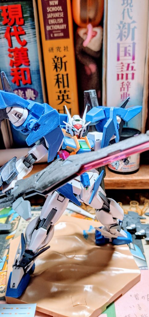 バスターソード
デステ二ーから着目した大型剣、モビルアーマーの装甲を一刀両断する