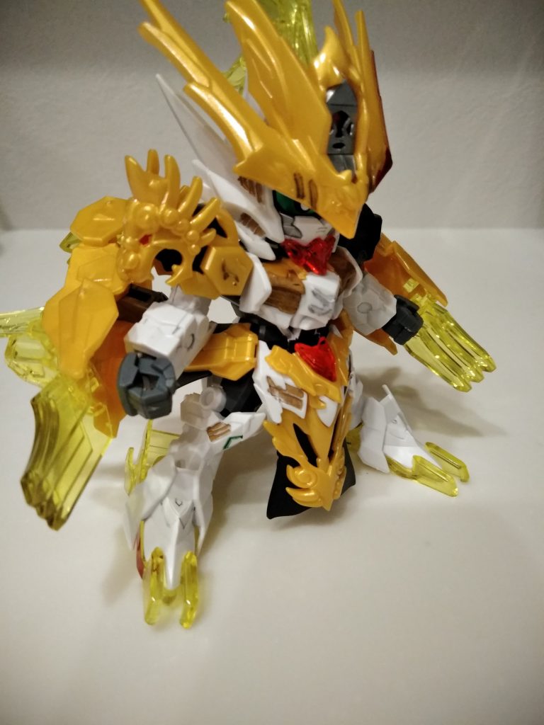 ウォーグレイモンを思わせる装備ですね、このアレンジは！